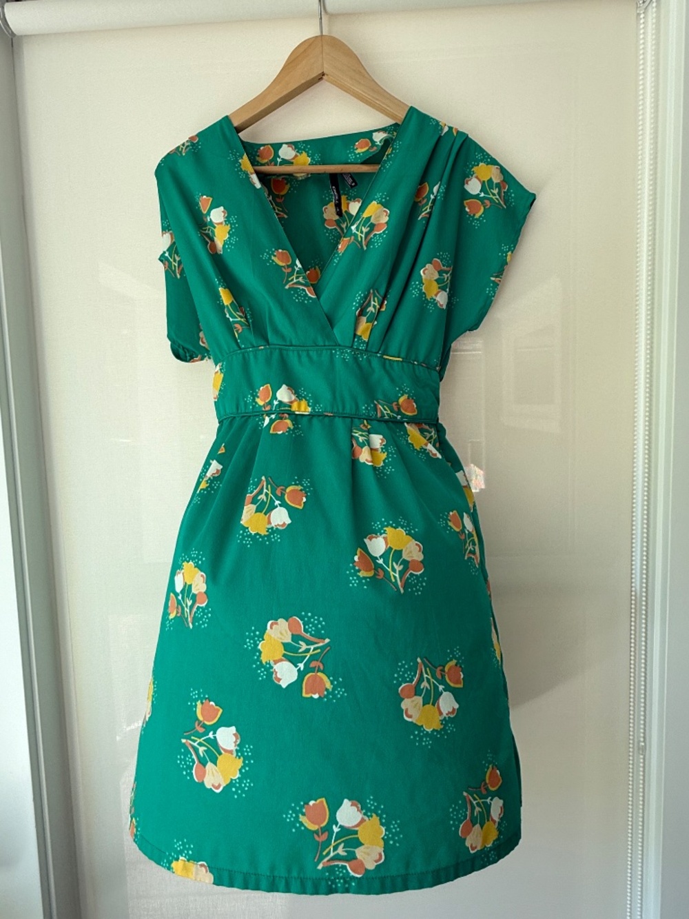 O’Neill Green Floral Mini Dress Medium Boho Surplice Empire Waist Tulip Print